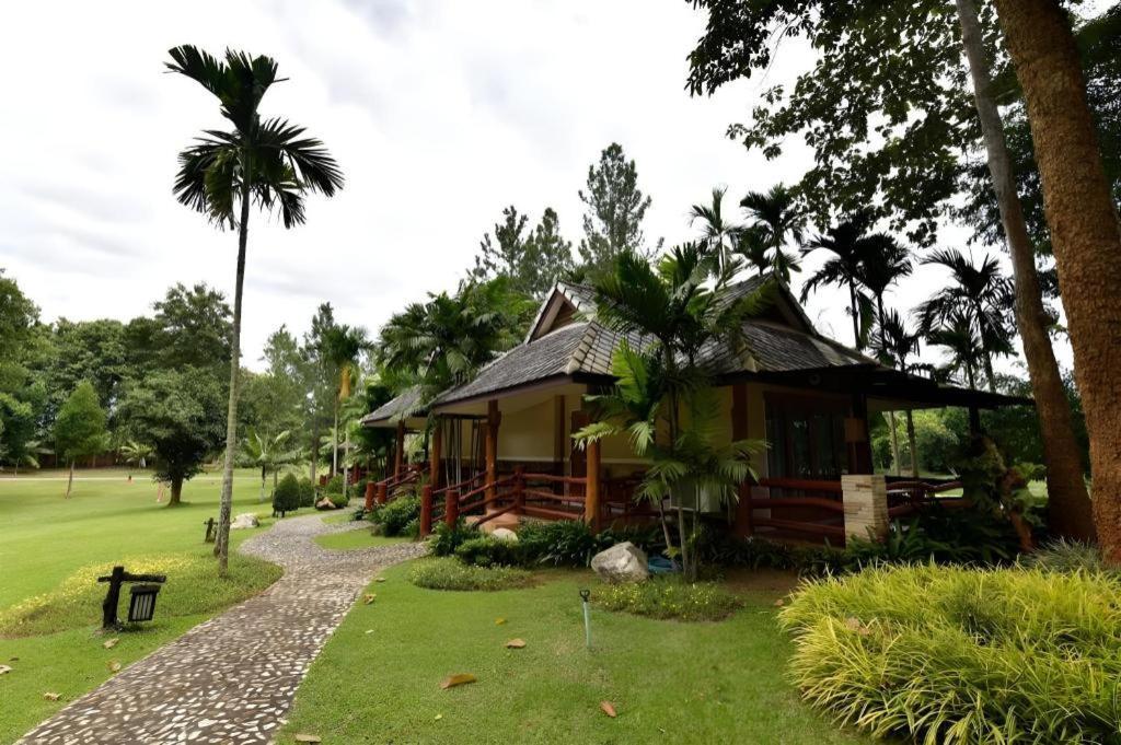 Chiangkham Luang Resort Chiang Dao Bagian luar foto