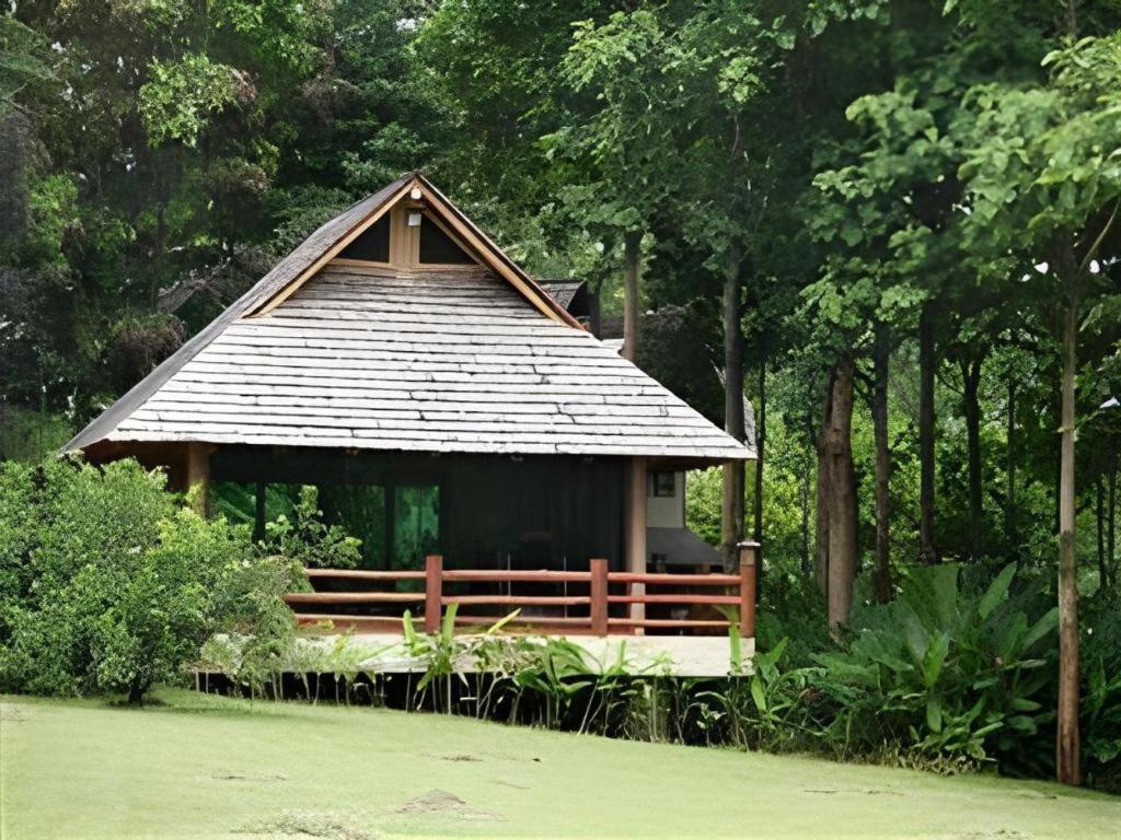 Chiangkham Luang Resort Chiang Dao Bagian luar foto